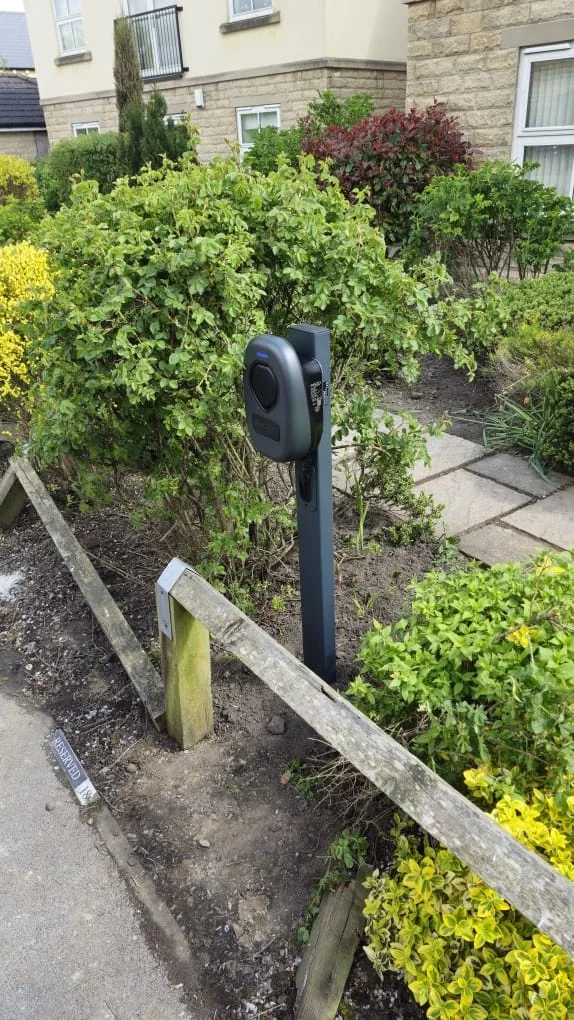 Pedestal post-mounted EV charger installed beside a driveway in Wakefield by Knox Power & Data